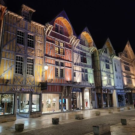 Le Petit Bouchon De Troyes Classe 3 Etoiles Kültér fotó