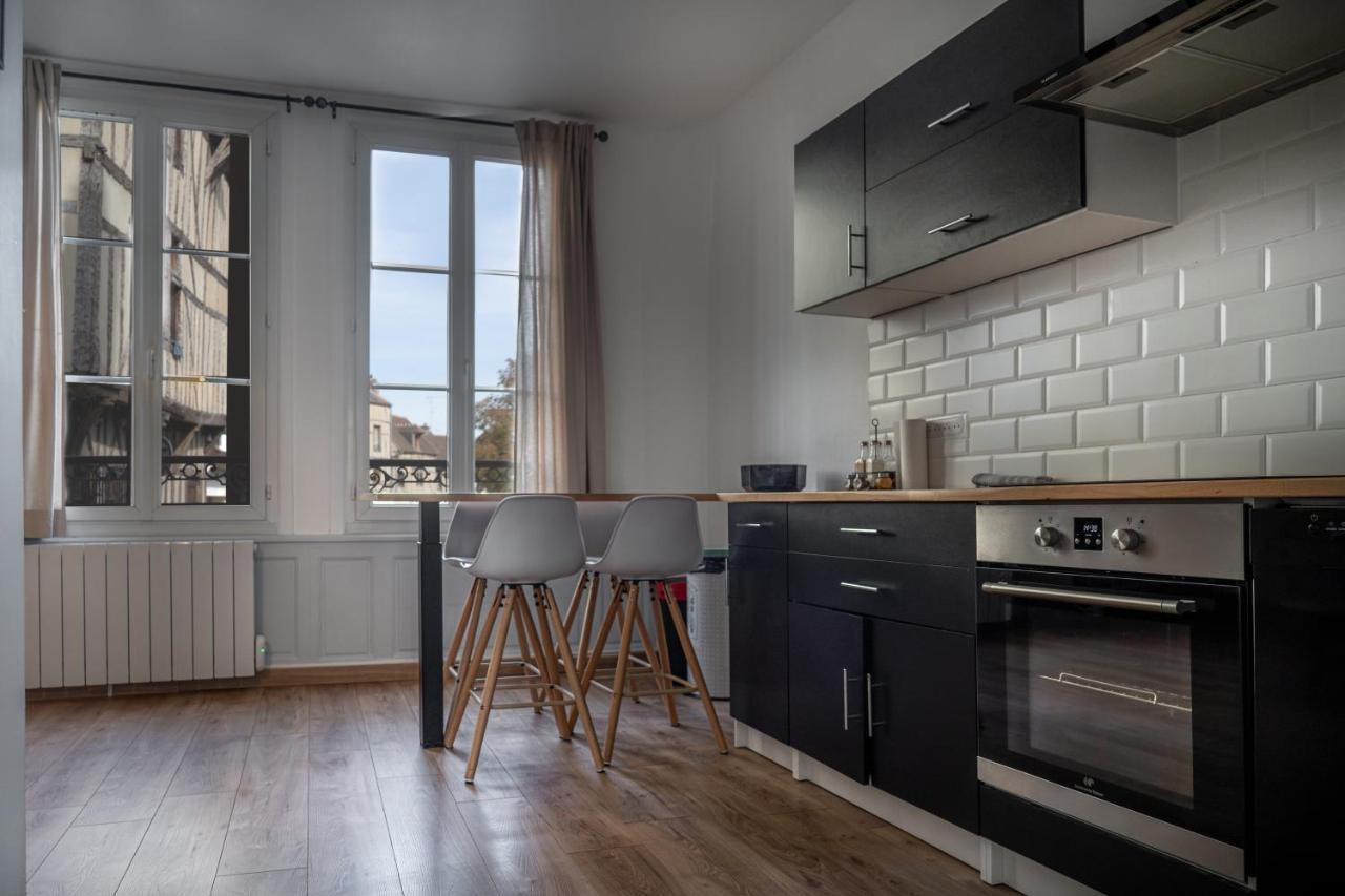 Le Petit Bouchon De Troyes Classe 3 Etoiles Kültér fotó